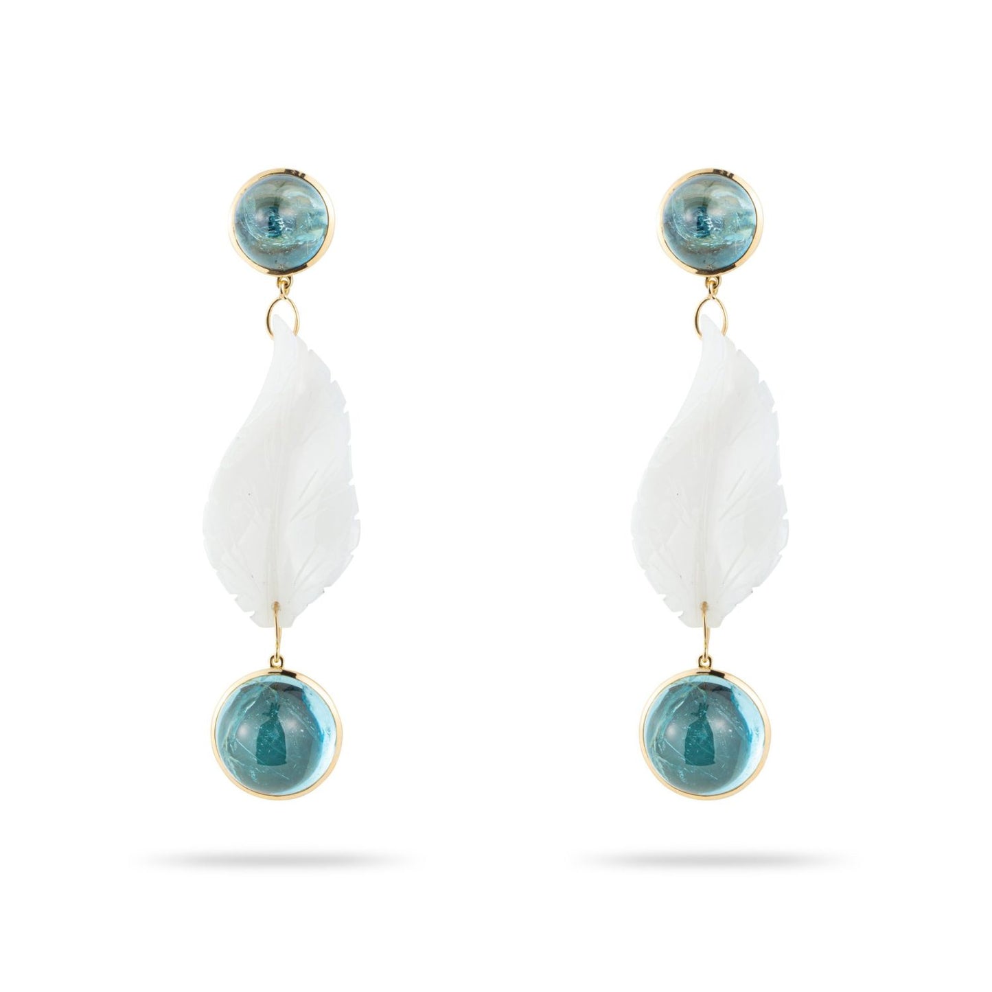 White Jade with Aquamarine Cabochon in Yellow Gold 18k image 1