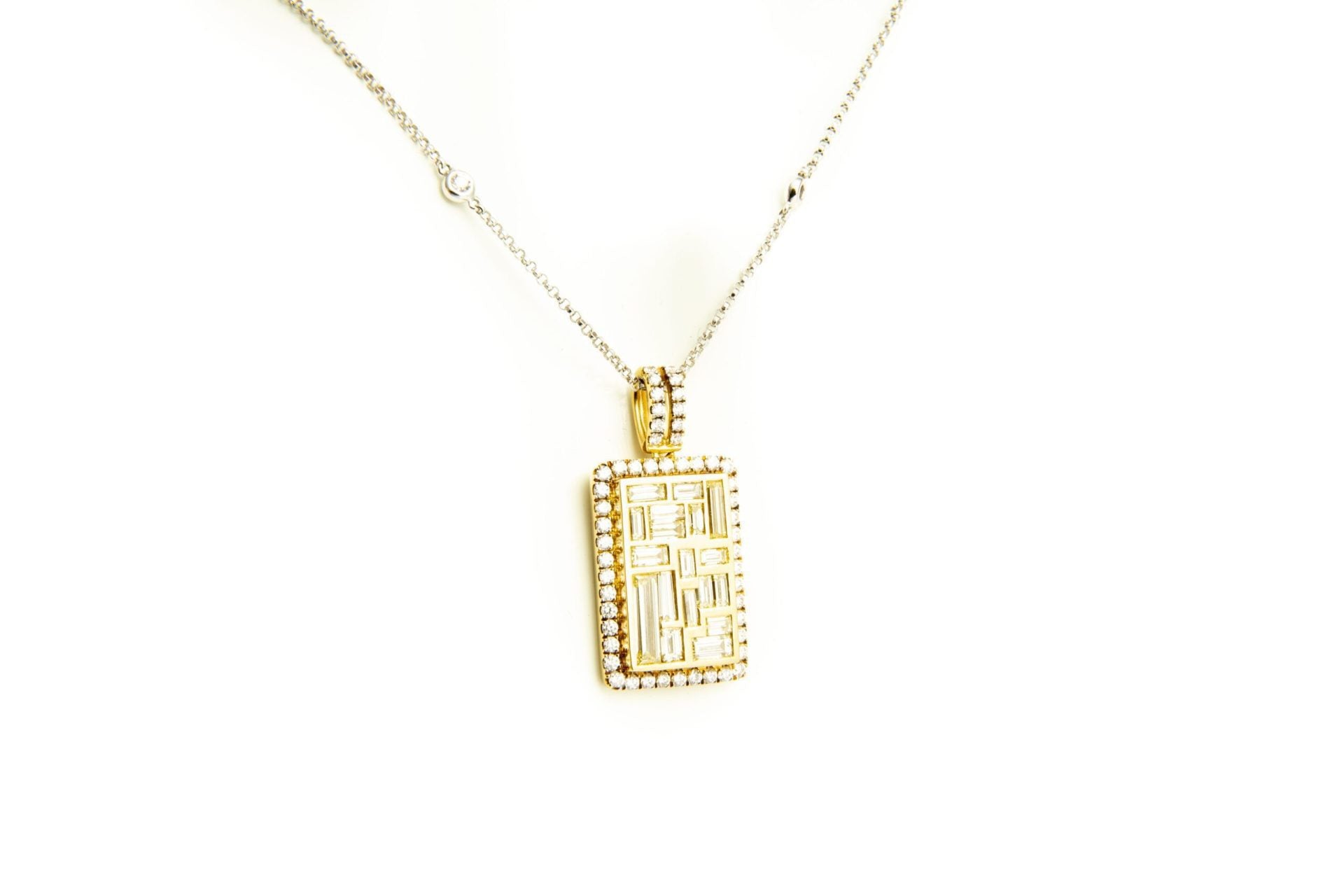 Diamonds And Yellow Gold Baguette Necklace image 1