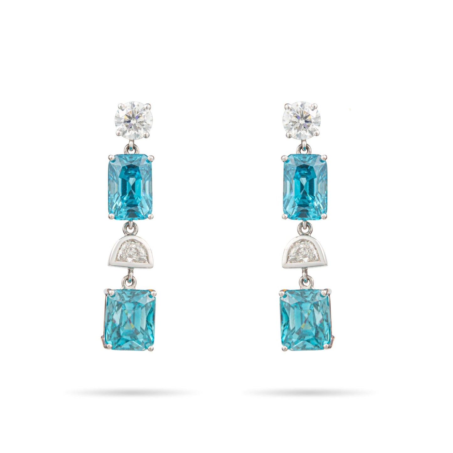 Blue Zircon Earrings in White gold 18K image 1