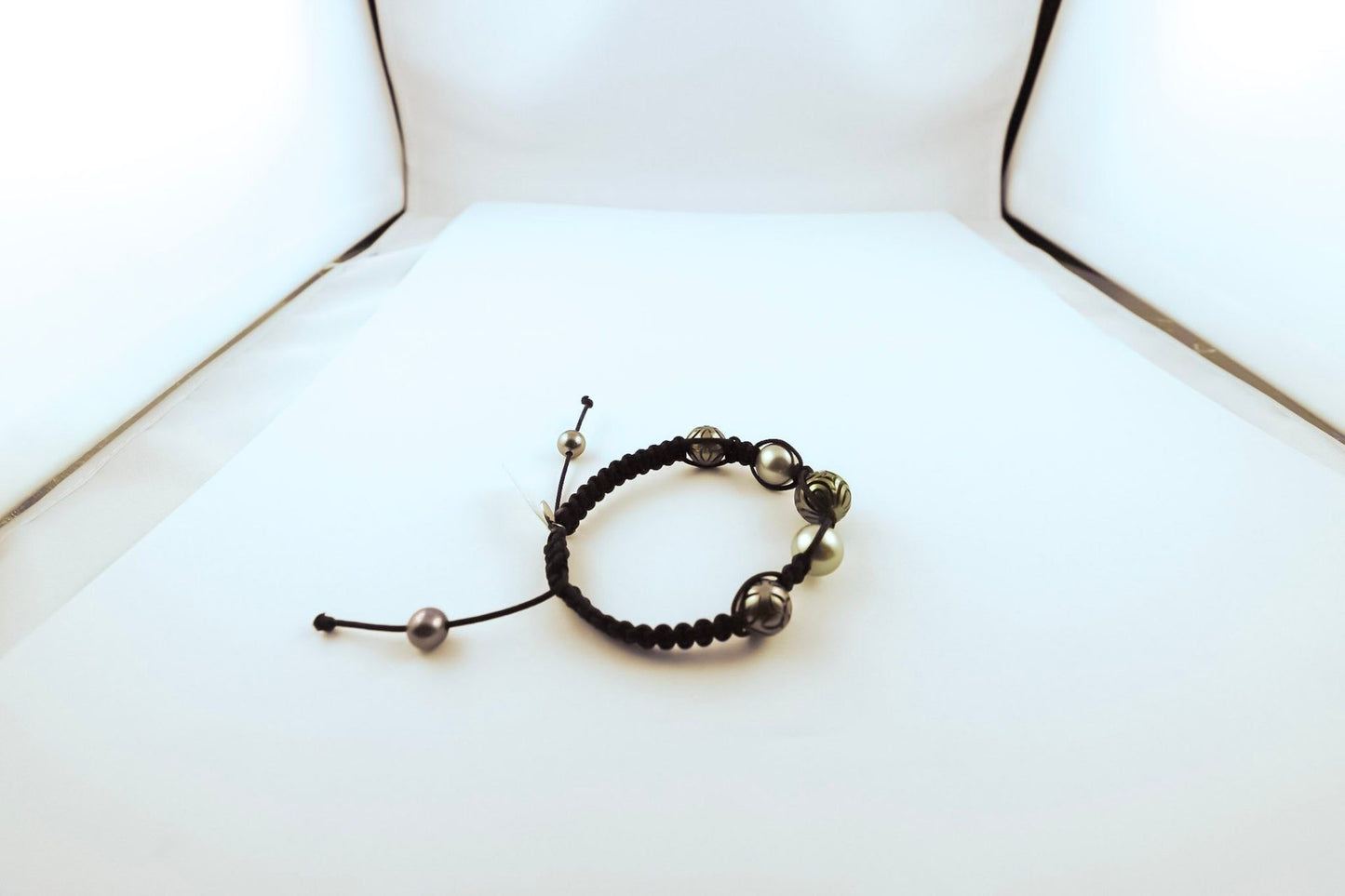 Tahiti Pearls White Gold Bracelet image 3