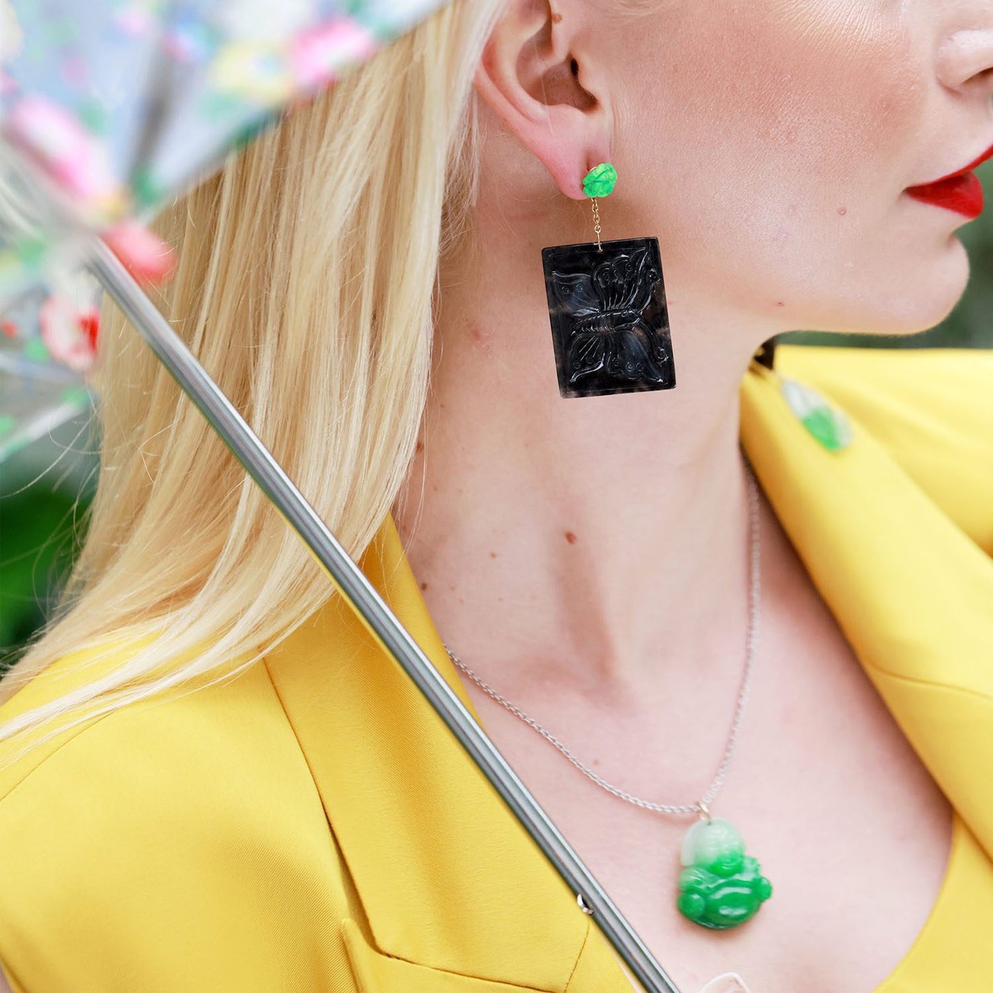 Black Jade and Malachite Earrings in Gold 18K image 1