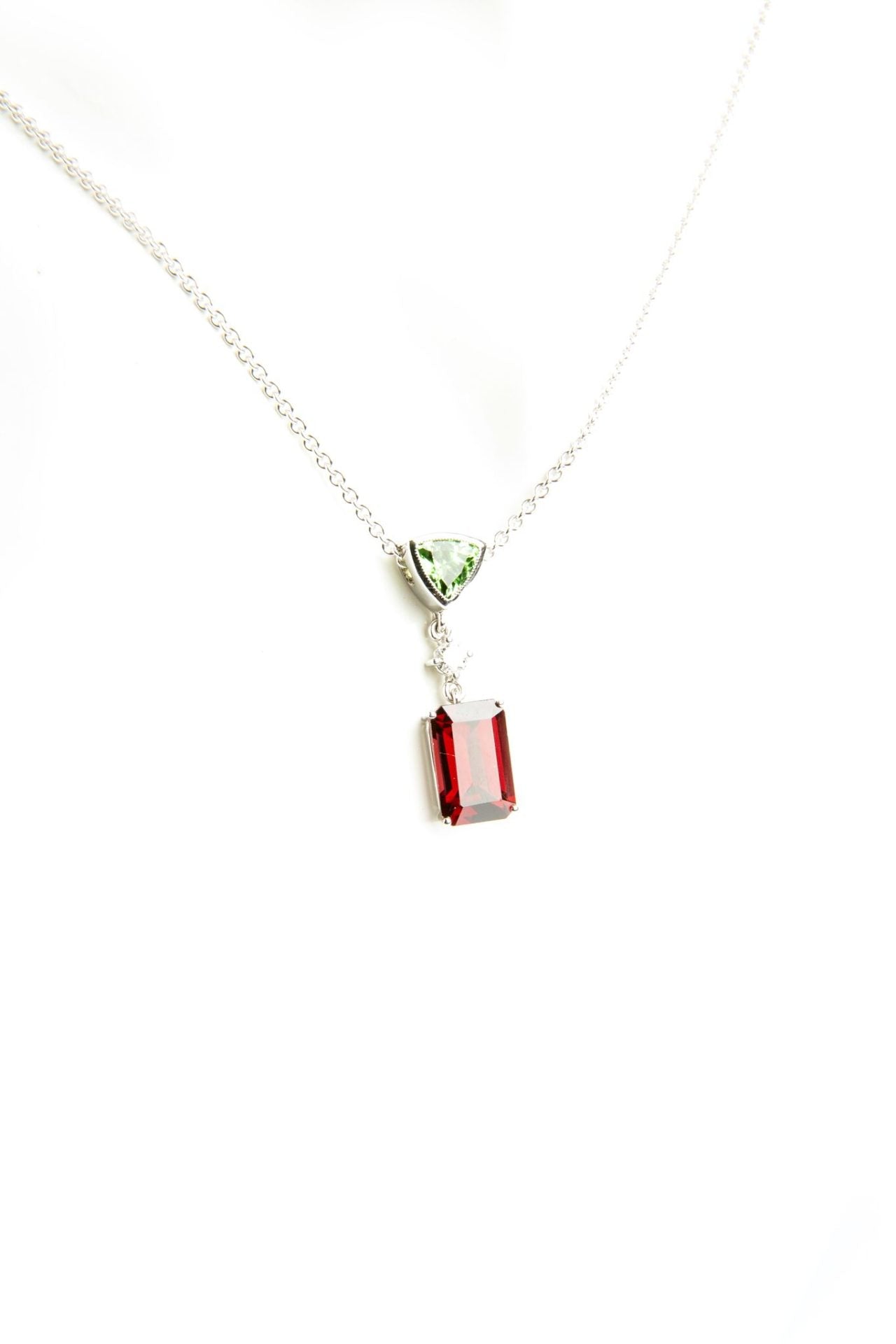 Tsavorite & Garnet Pendant in White Gold 18K image 6